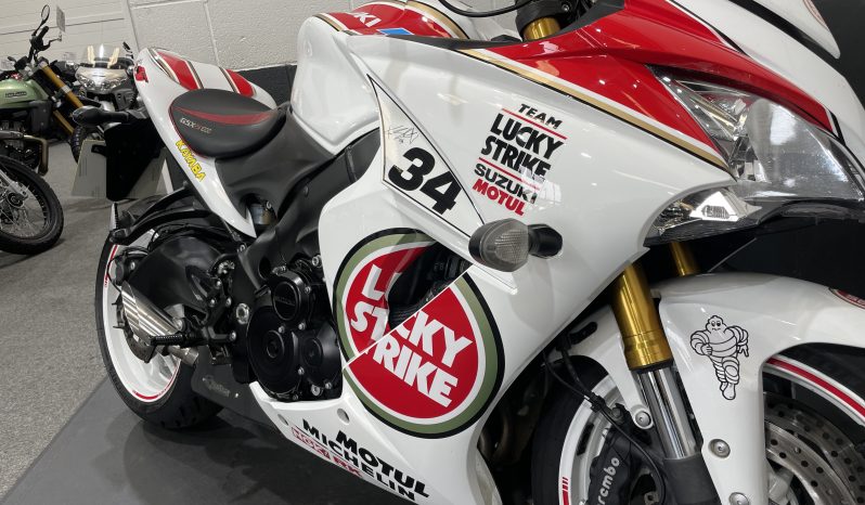 Suzuki GSX-S1000F full