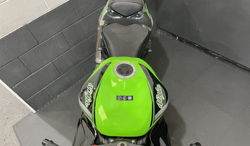 Kawasaki Ninja ZX-6R full