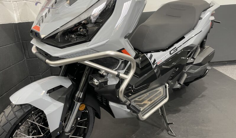 Zontes ZT368T-G – NEW MODEL – CRUISE CONTROL – HEATED SEAT full