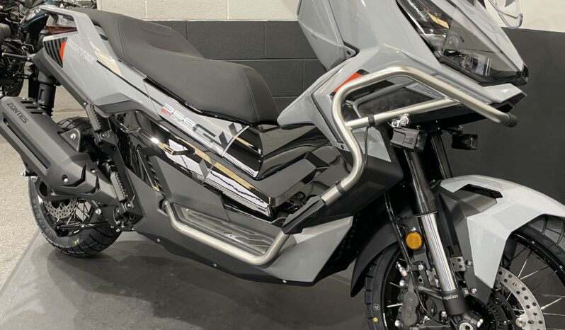 Zontes ZT368T-G – NEW MODEL – CRUISE CONTROL – HEATED SEAT full