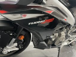 Aprilia Tuono 660 full