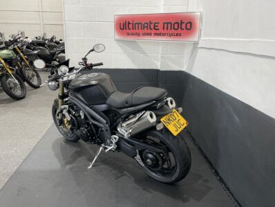 Triumph Speed Triple 1050