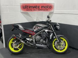 Triumph Street Triple 765 RS