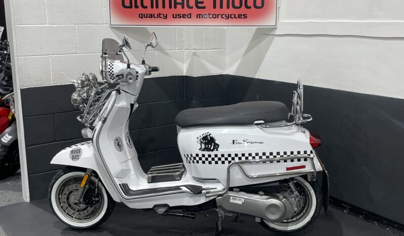 Lambretta V125 Special