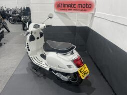 Piaggio Vespa GTS 125