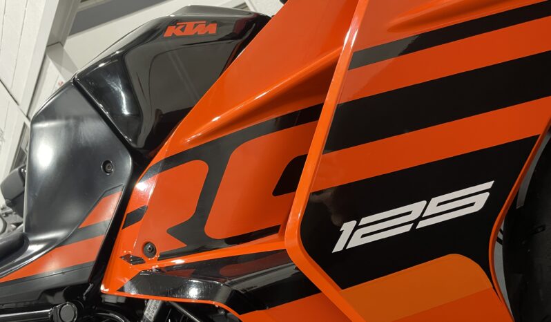 KTM RC 125 full