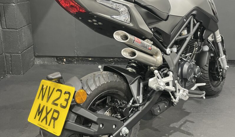 Benelli TNT 125 full