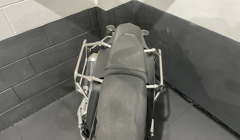 Yamaha Tenere 700 full