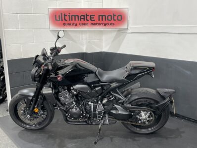 Honda CB1000R Black Edition