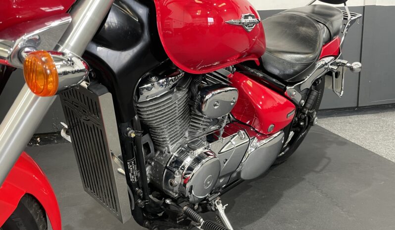 Suzuki M800 Intruder full