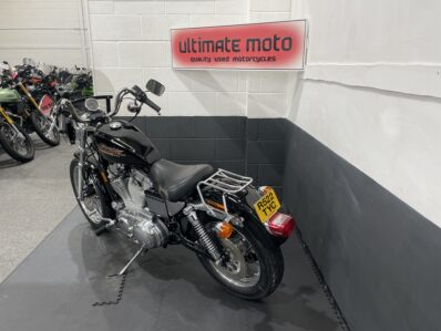 Harley-Davidson Sportster 883