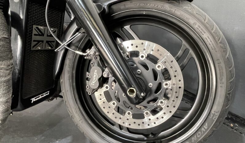 Triumph Thunderbird 1700 full