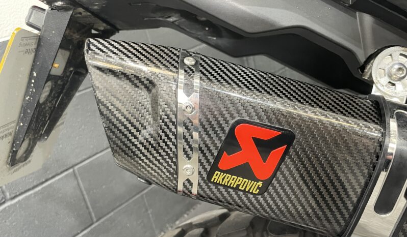 Honda CRF1000L Africa Twin full