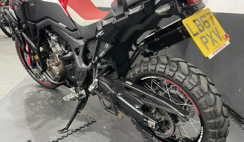 Honda CRF1000L Africa Twin full