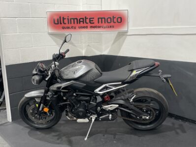 Triumph Street Triple 765 R