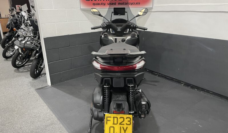 Piaggio MP3 530 Exclusive