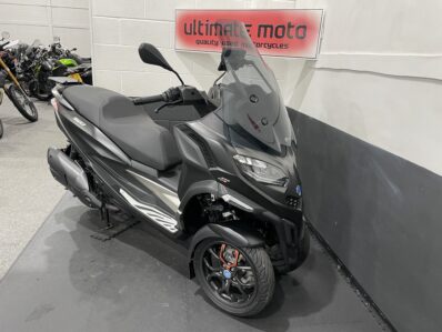 Piaggio MP3 530 Exclusive