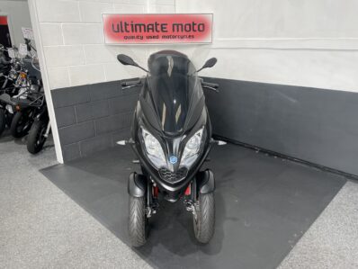 Piaggio MP3 300 Sport