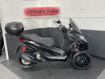 Piaggio MP3 300 Sport