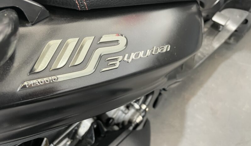 Piaggio MP3 300 Yourban full