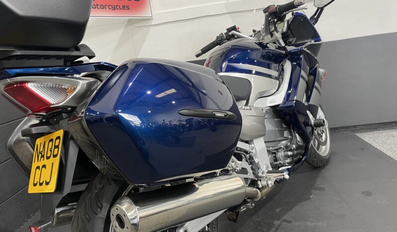 Yamaha FJR1300 full