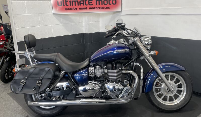 Triumph Bonneville America 865