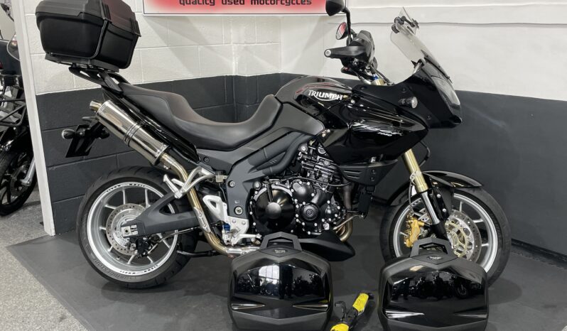 Triumph Tiger 1050 For Sale Here At Ultimate Moto Along With Other Motorcycles Direct From Our Showroom.
