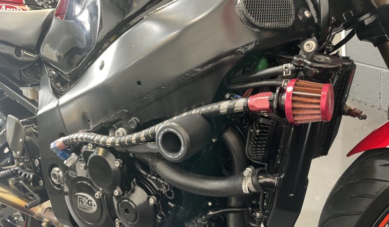 Suzuki GSX-R 1000 Street Fighter full