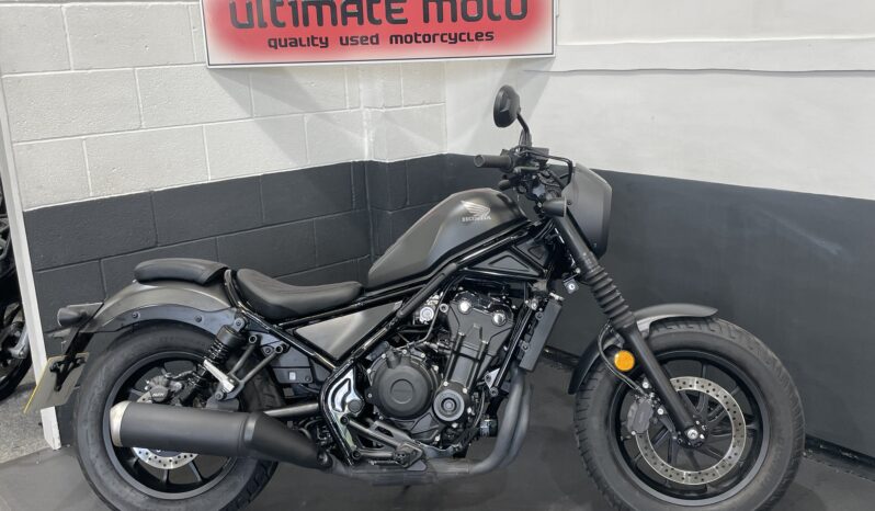 Honda CMX500 Rebel. For Sale Here At Ultimate Moto Along With Other Motorcycles Direct From Our Showroom. Call For an Appointment Before Travelling. More Bikes Available Online at www.ultimatemoto.co.uk. Thanks. E&OE