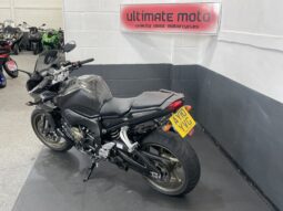 Yamaha FZ1 1000 full
