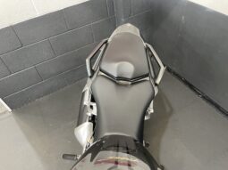 Yamaha FZ1 1000 full