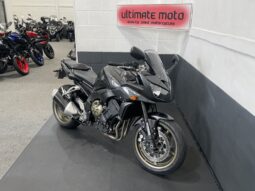 Yamaha FZ1 1000 full
