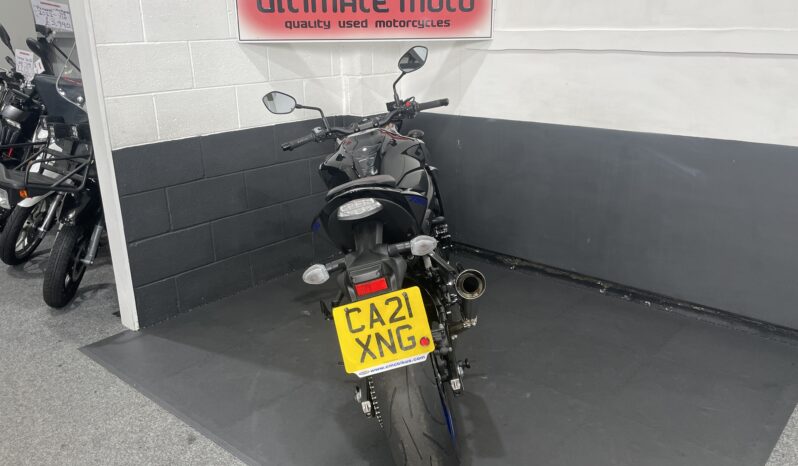 Suzuki GSX-S750 full