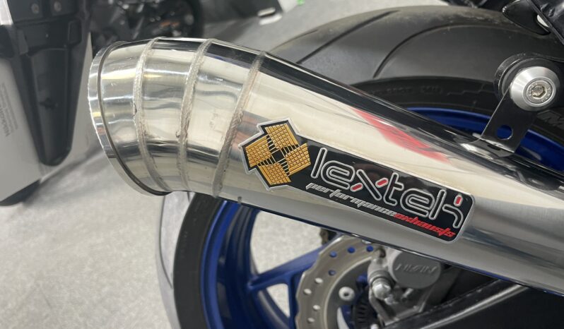 Suzuki GSX-S750 full