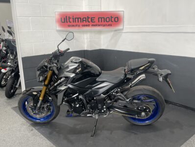 Suzuki GSX-S750