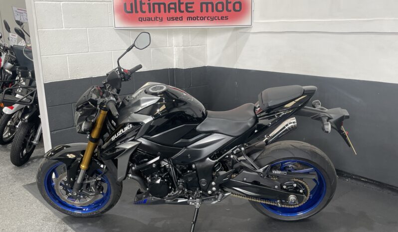 Suzuki GSX-S750 full