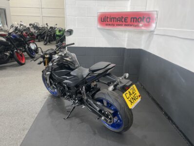 Suzuki GSX-S750