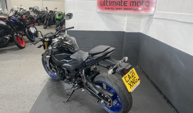 Suzuki GSX-S750 full