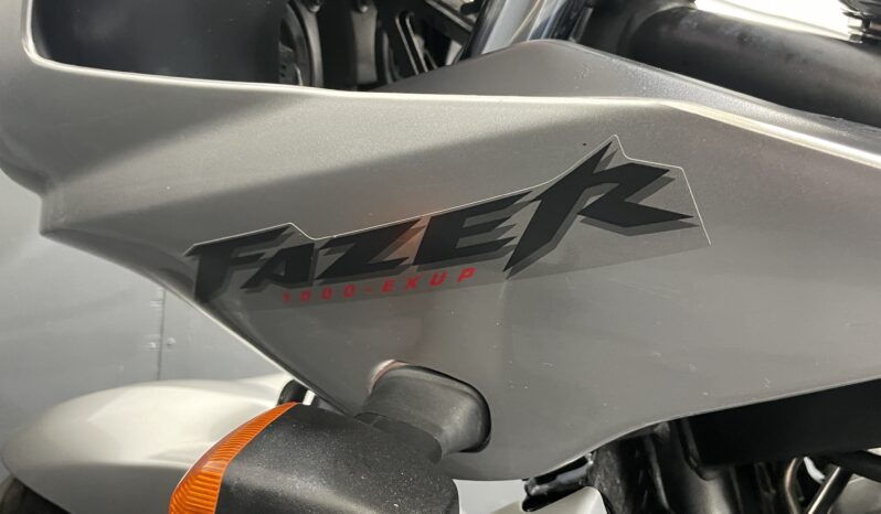 Yamaha FZS1000 Fazer full