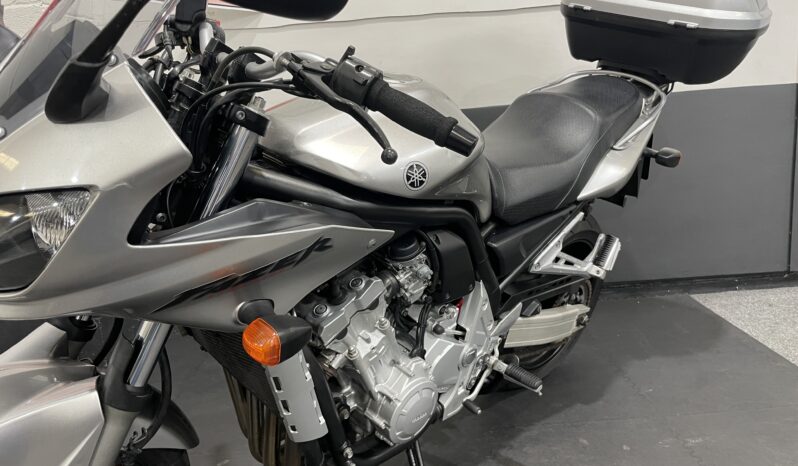 Yamaha FZS1000 Fazer full