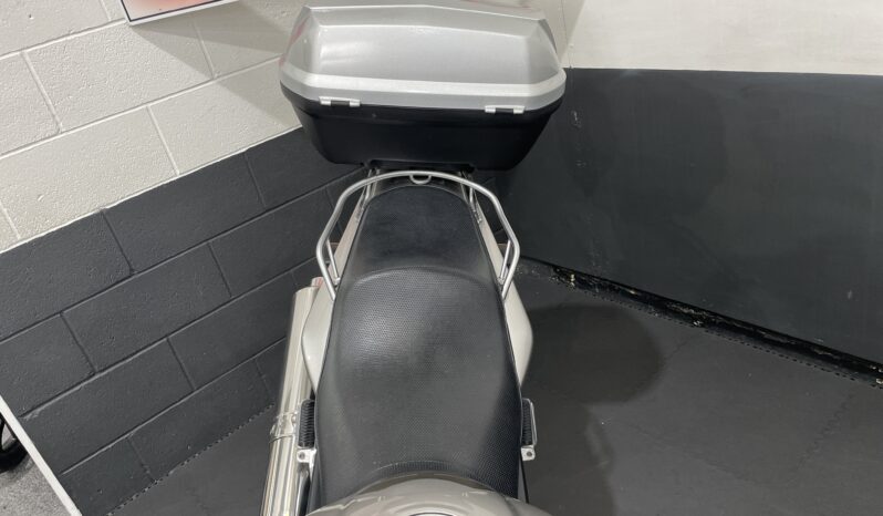 Yamaha FZS1000 Fazer full