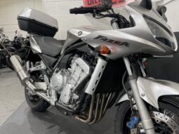 Yamaha FZS1000 Fazer full