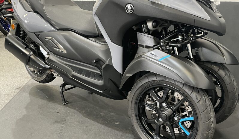 Yamaha Tricity 300 full