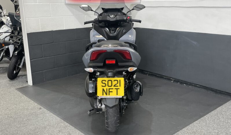 Yamaha Tricity 300 full