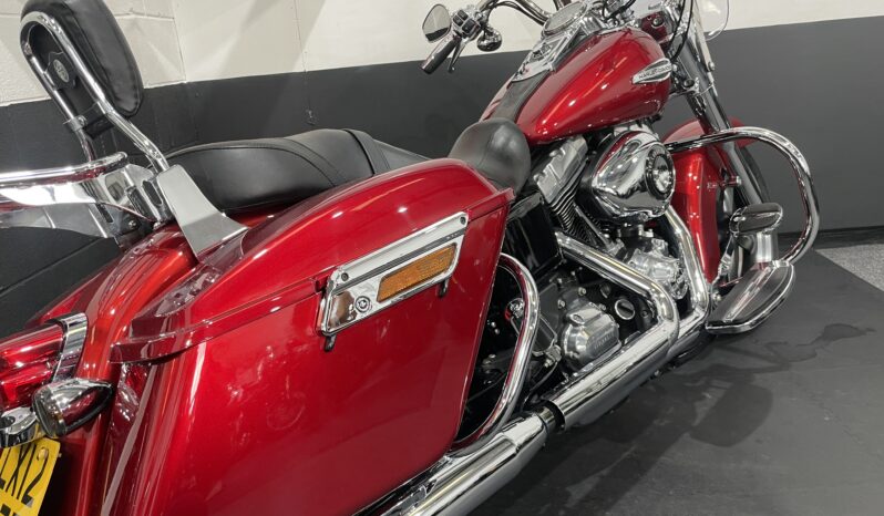 Harley Davidson FLD 1690 Dyna Switchback full
