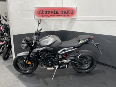 Triumph Street Triple 765 R