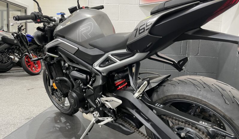 Triumph Street Triple 765 R full