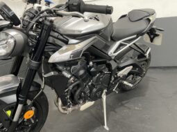 Triumph Street Triple 765 R full