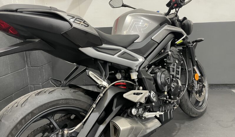 Triumph Street Triple 765 R full