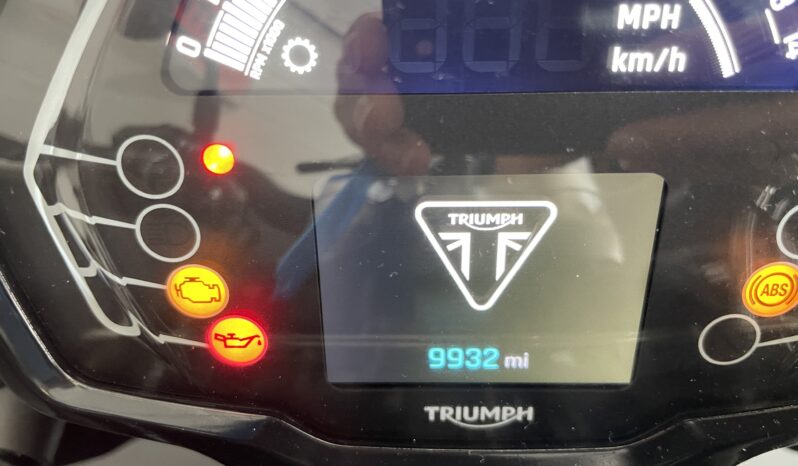 Triumph Street Triple 765 R full